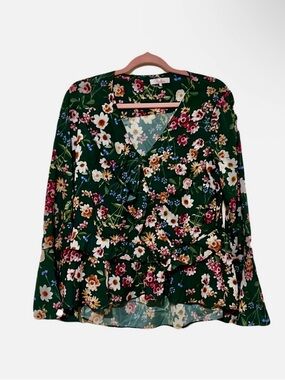 Parker Floral Silk Feel Blouse NWOT Green Ruffle V-Neck Bell Sleeve Peplum Small